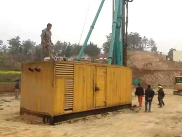 建邺如何判断水冷式机油散热器密封件是否需要更换？